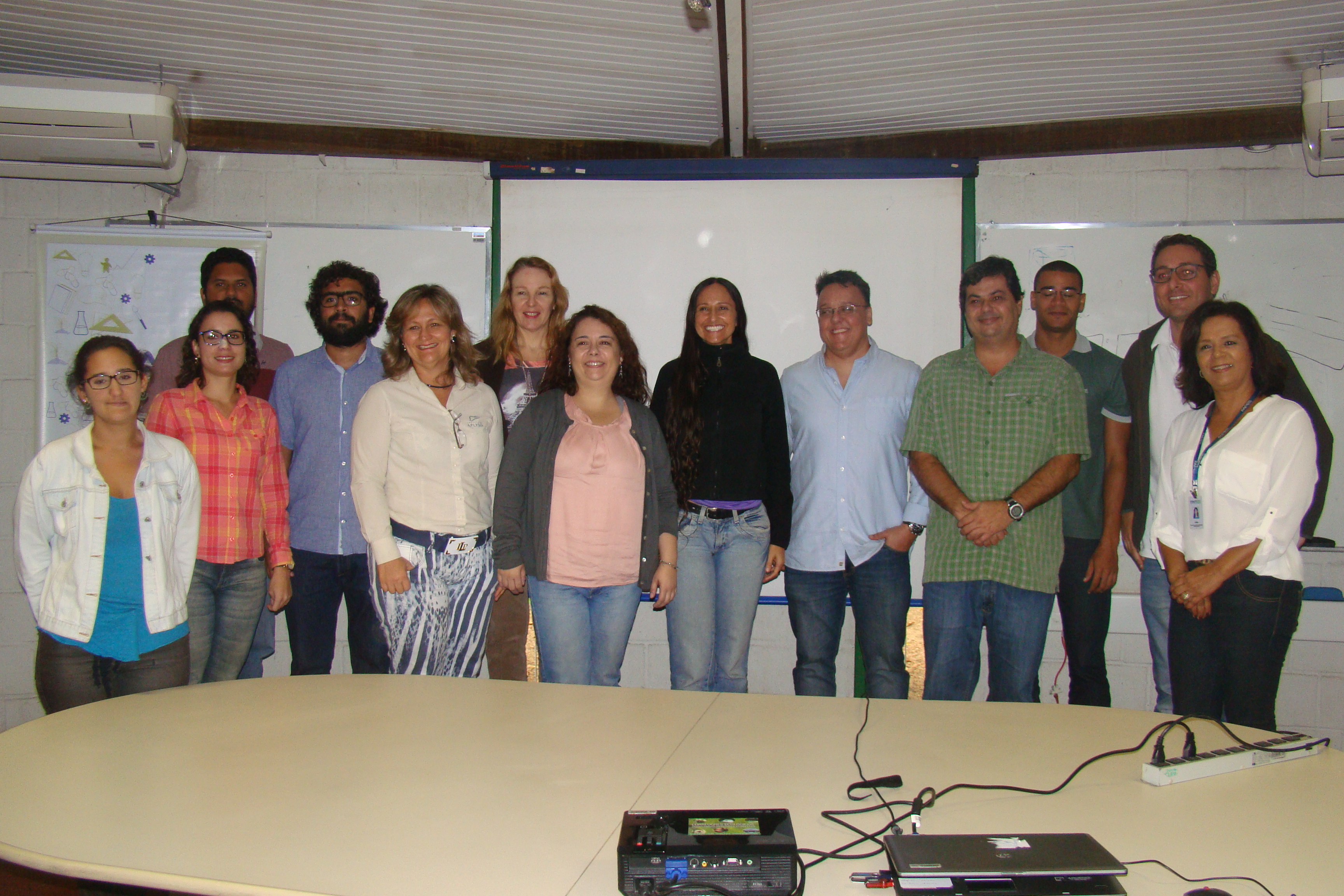 apresentacao_alex_bastos_cred_Linda_de_Abreu