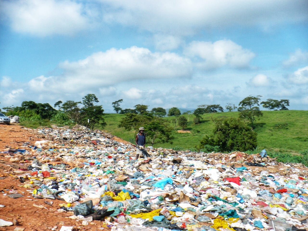 Iema inicia ações para o gerenciamento de áreas com suspeita de contaminação pela disposição irregular de resíduos sólidos urbanos